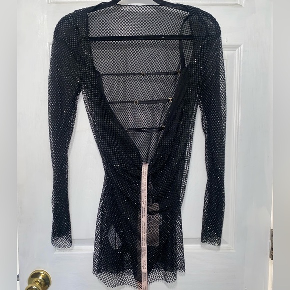 ❌SOLD❌Oh Polly Lennox Dress - Picture 6 of 10